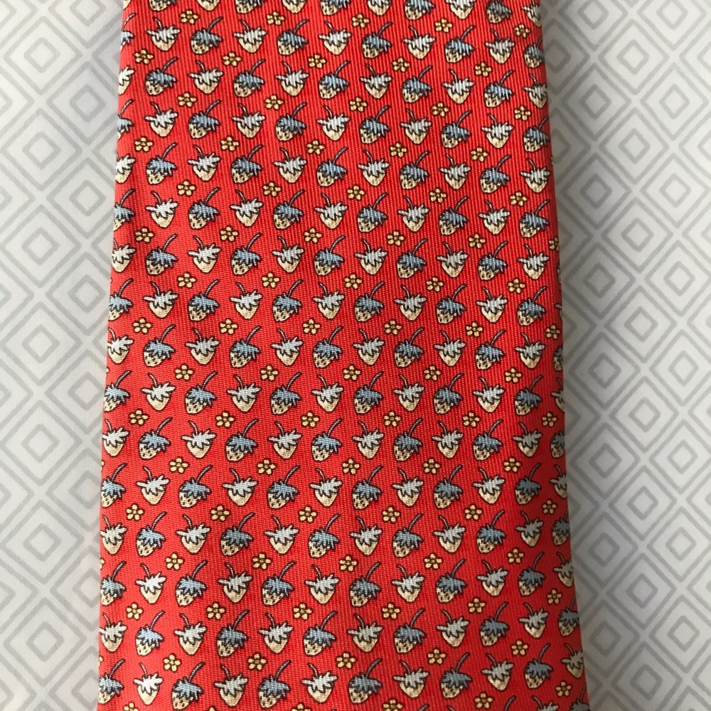Men’s ferragamo tie